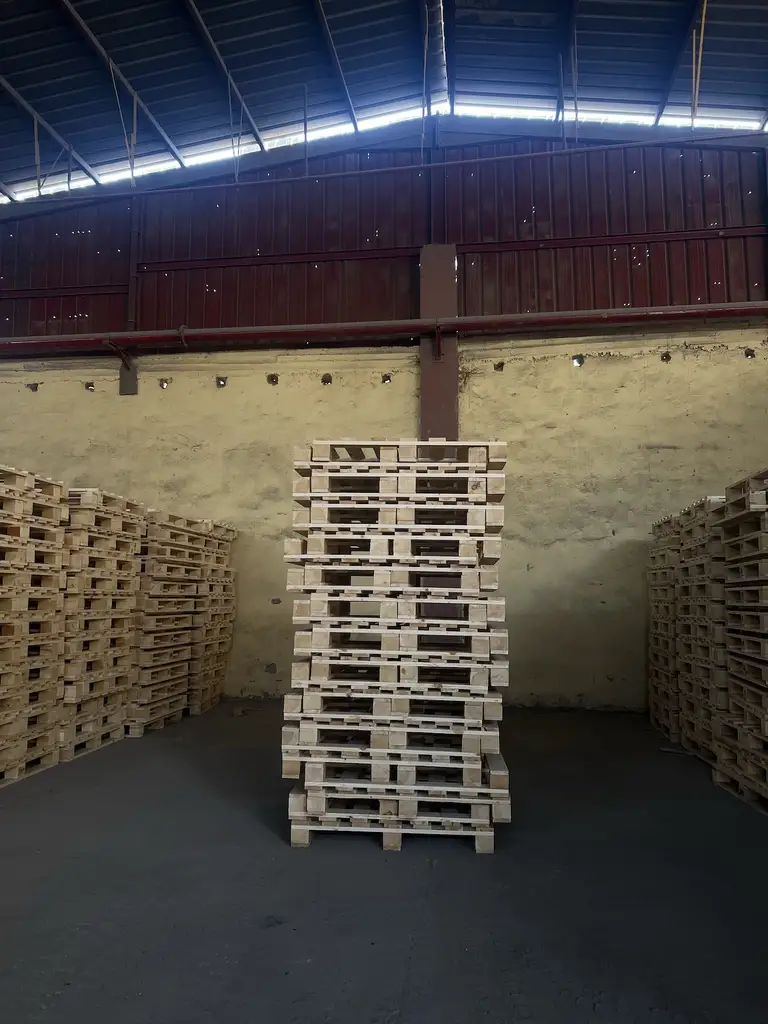 Finished Stringer Pallets