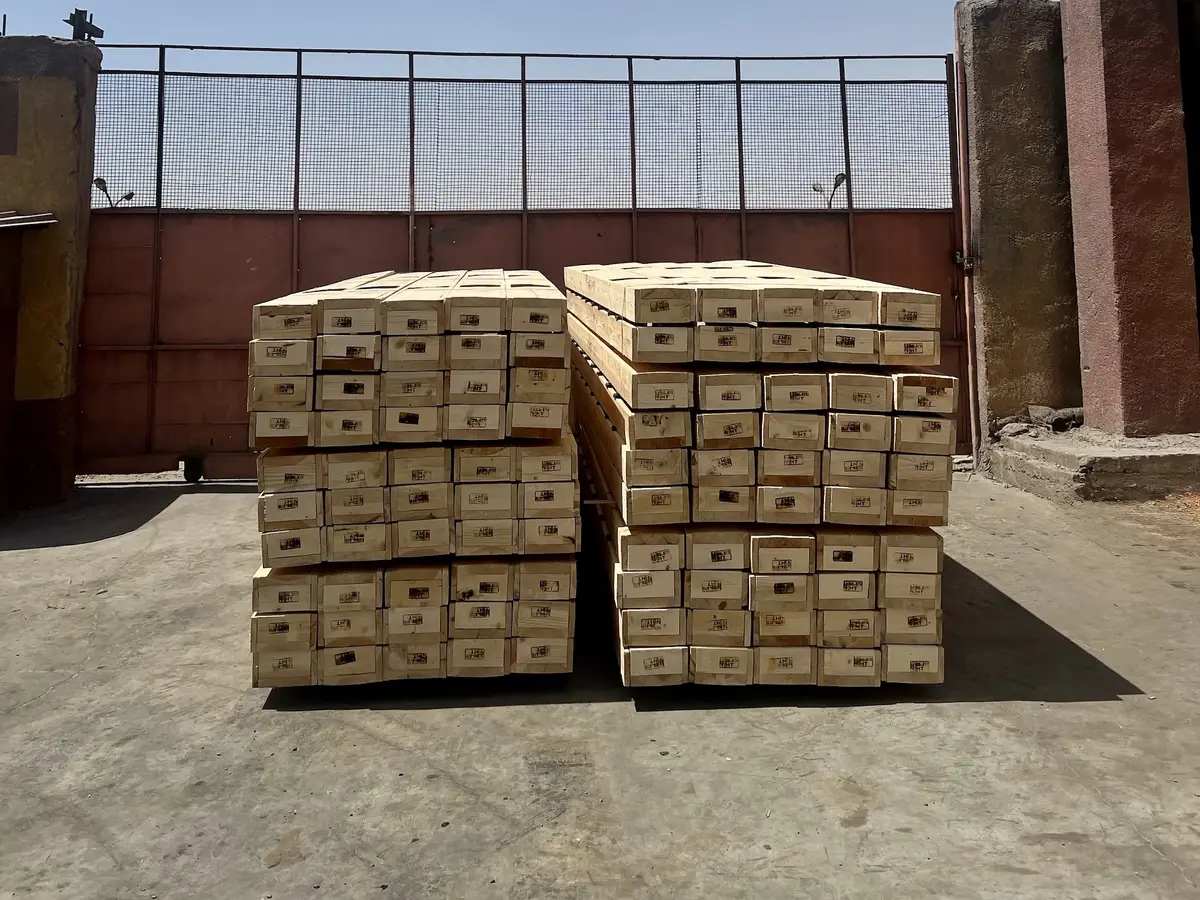 Open and closed industrial wooden crates produced by EL-Saady Company