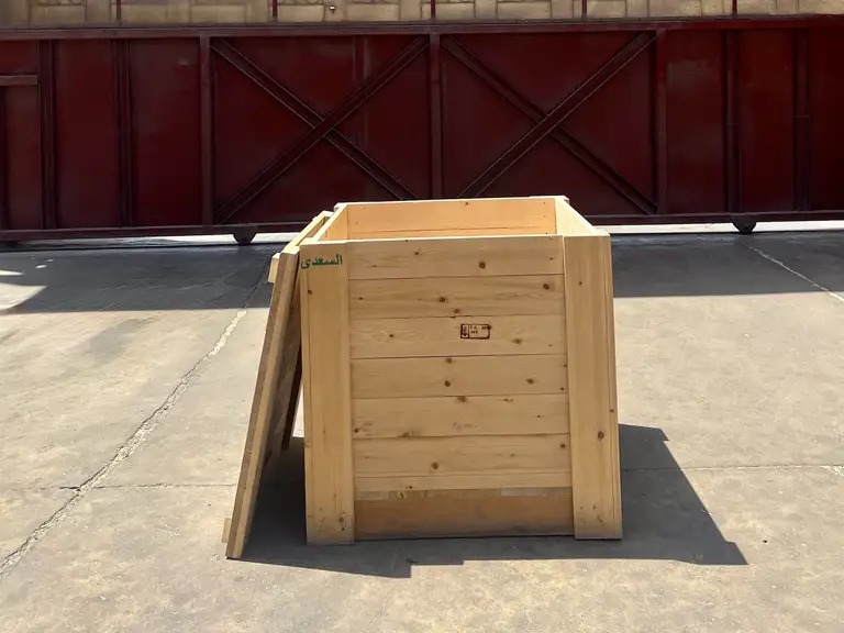 Boxes & Crates